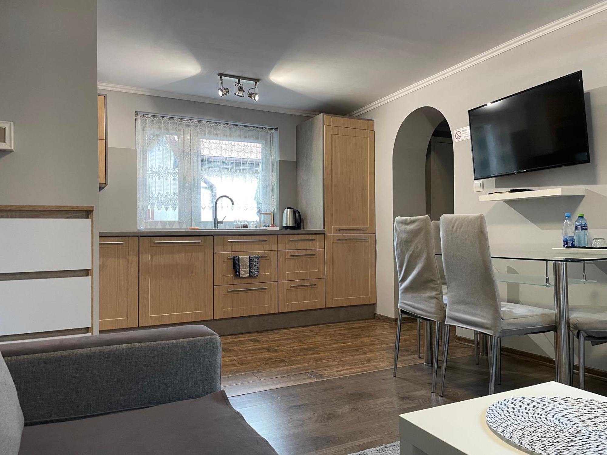 Apartament Lazur ピワ エクステリア 写真