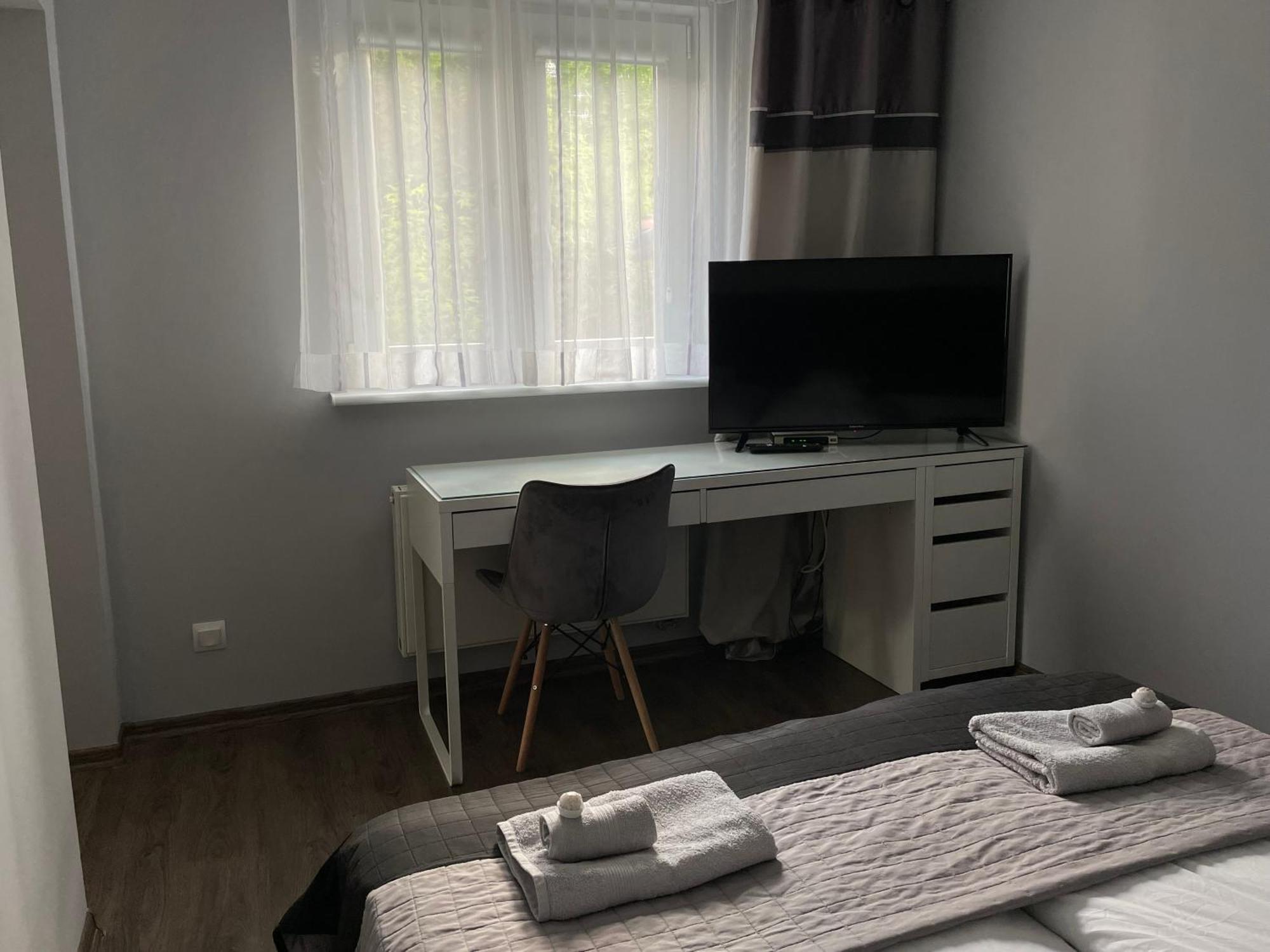 Apartament Lazur ピワ エクステリア 写真